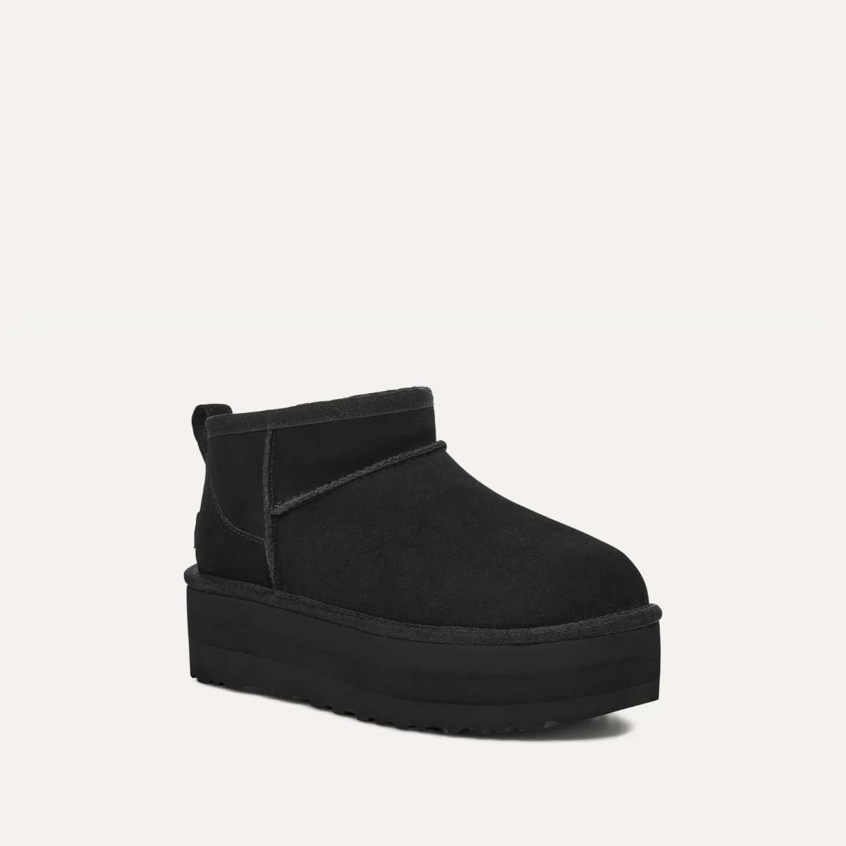ugg-classic-ultra-mini-platform-black-boots-1135092-BLK